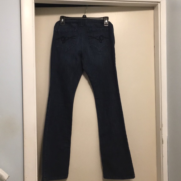 Maternity jeans by Motherhood Maternity NWOT - Picture 2 of 4
